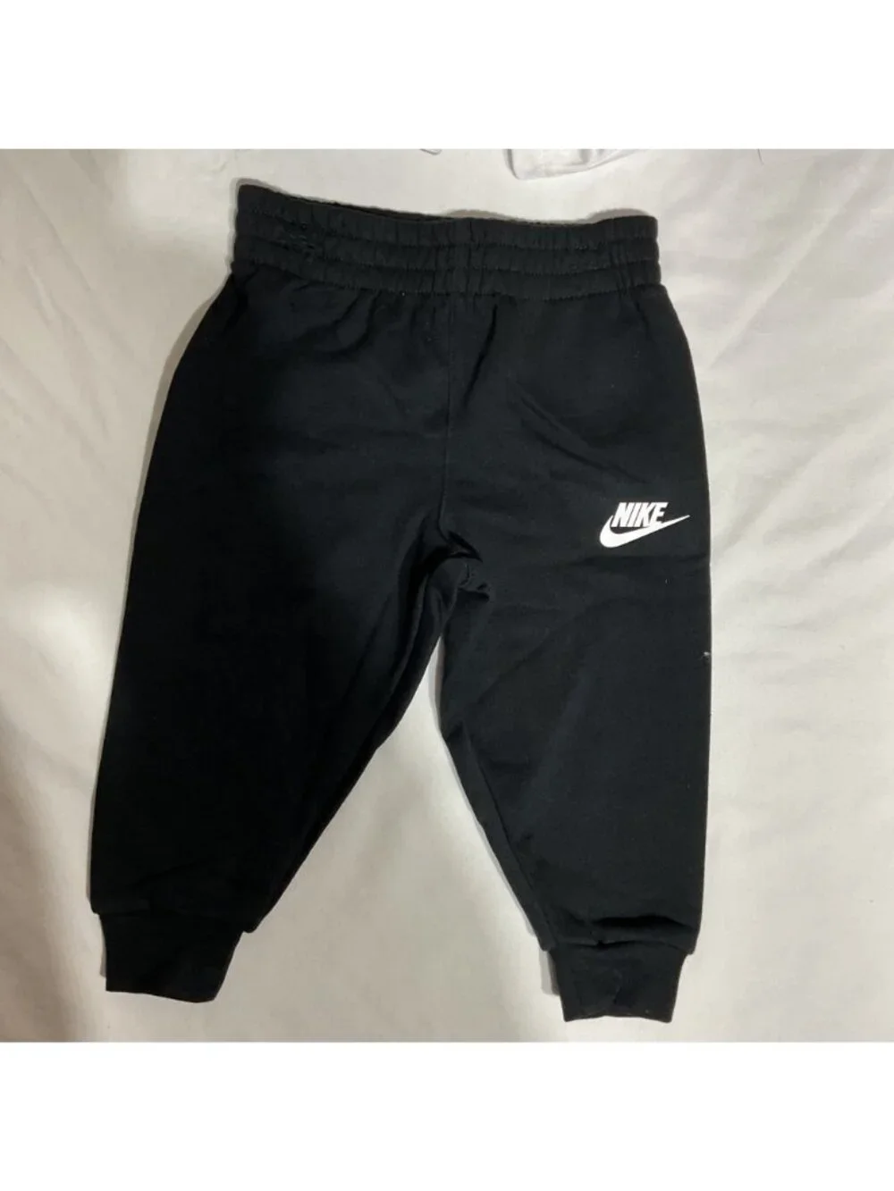 Nike Toddler Boys 2-Piece Logo Tee & Jogger Pants Set White/Black Size 2T